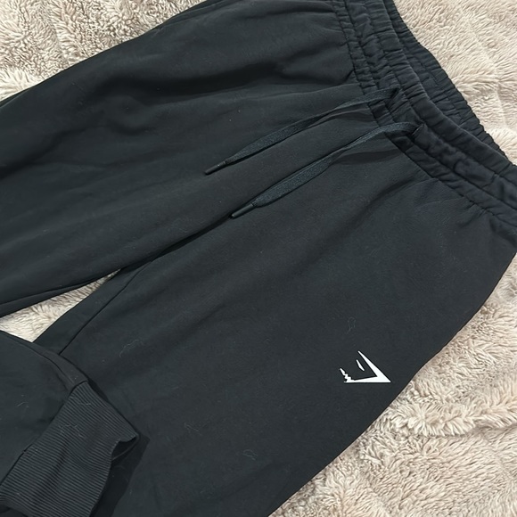 Gym shark Sweats - Picture 2 of 4